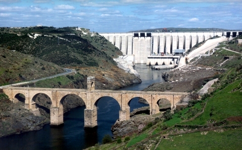 ge_hi_Alcantara1_150